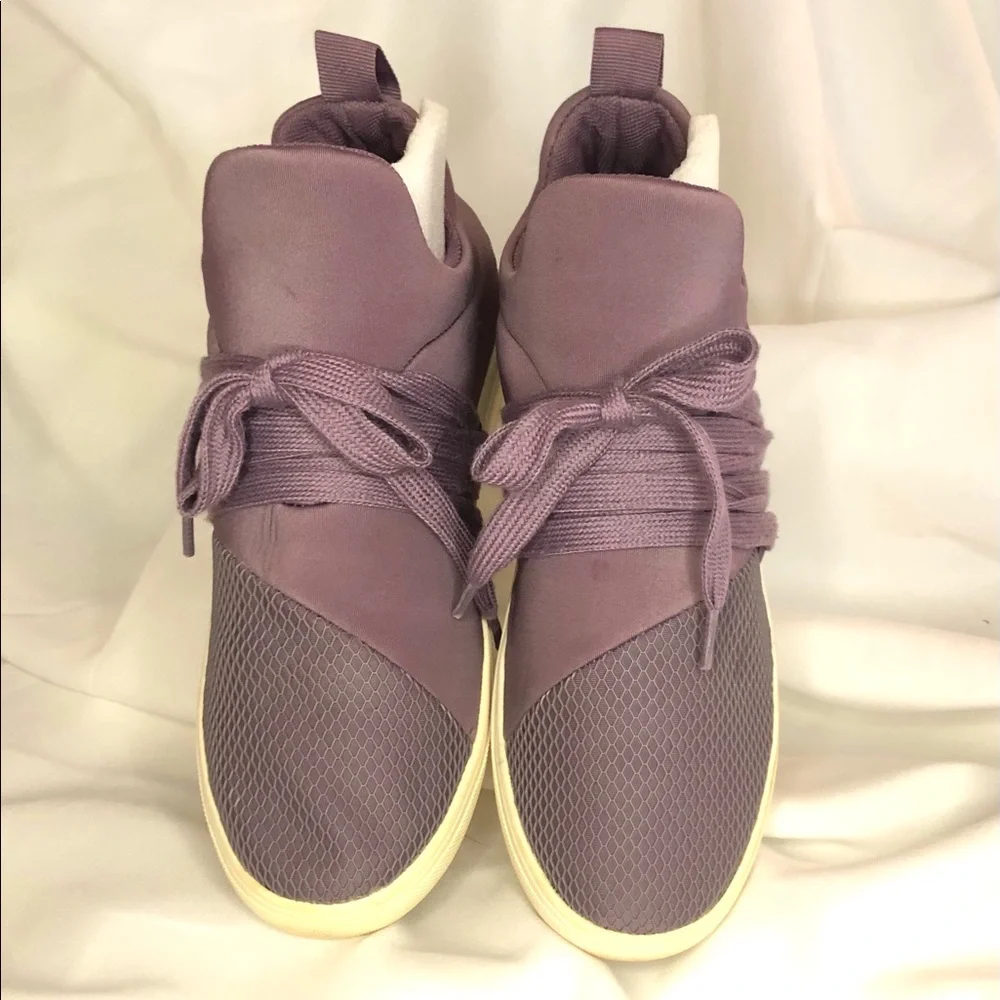 Women’s Lilac High-Top Sneakers - Casual Lace-Up Comfort